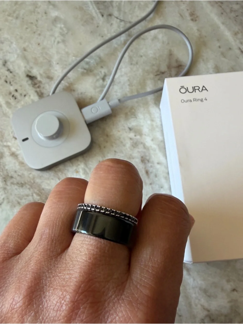 Oura ring black