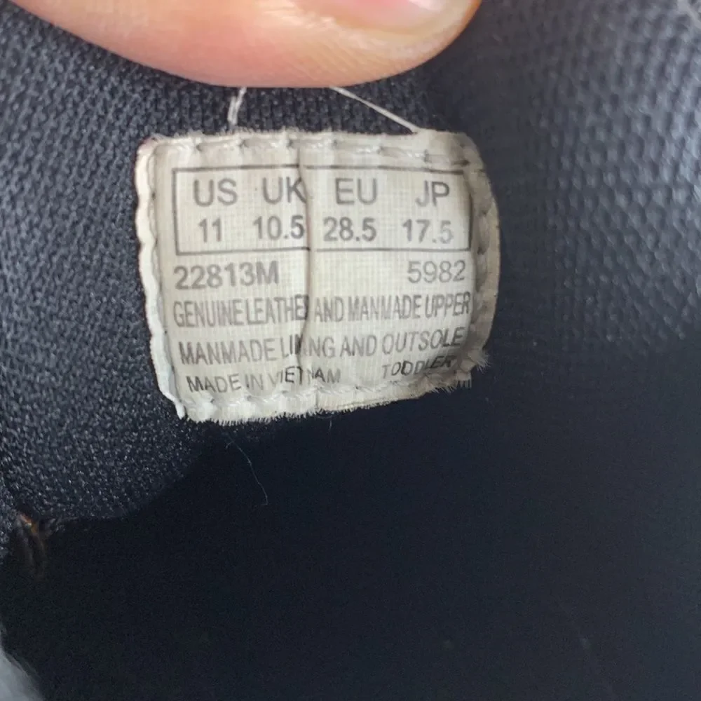 Timberland signs sneakers vguc