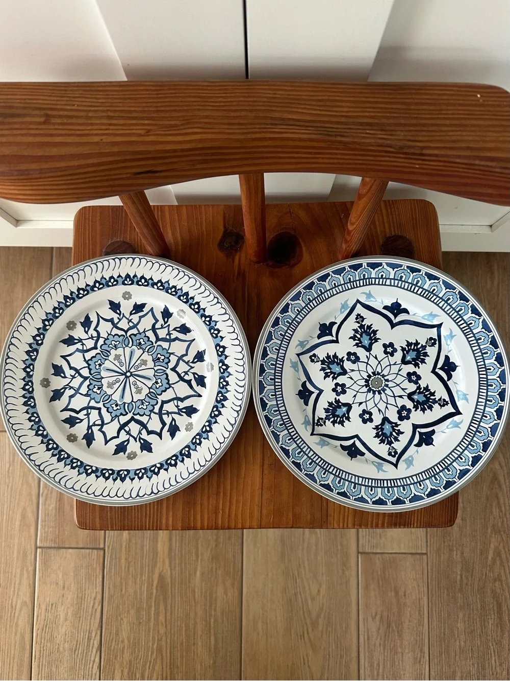 Set of 2 Williams Sonoma California Plate Blue White Silver Vintage