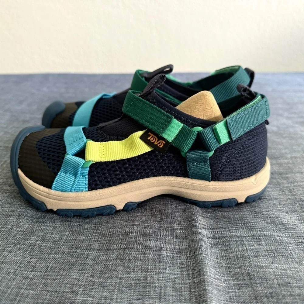 Teva Unisex-Child K Outflow Universal Sandal  Size 1