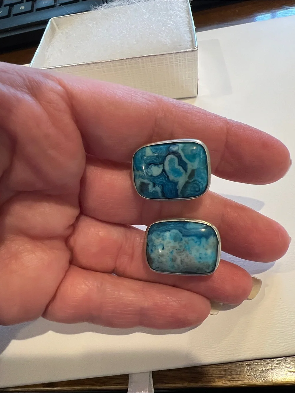 N/A ocean blue
