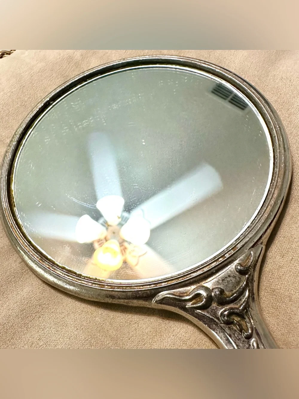 Unbranded elegant handheld