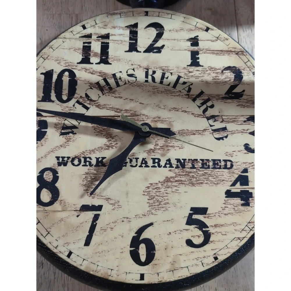 Clocks And Colours timepiece features while