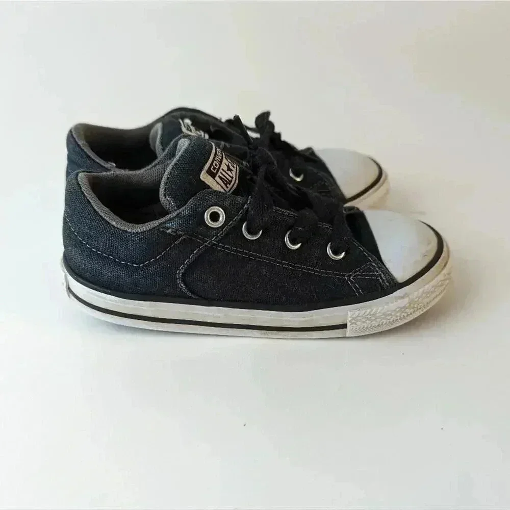 Converse infant sneakers