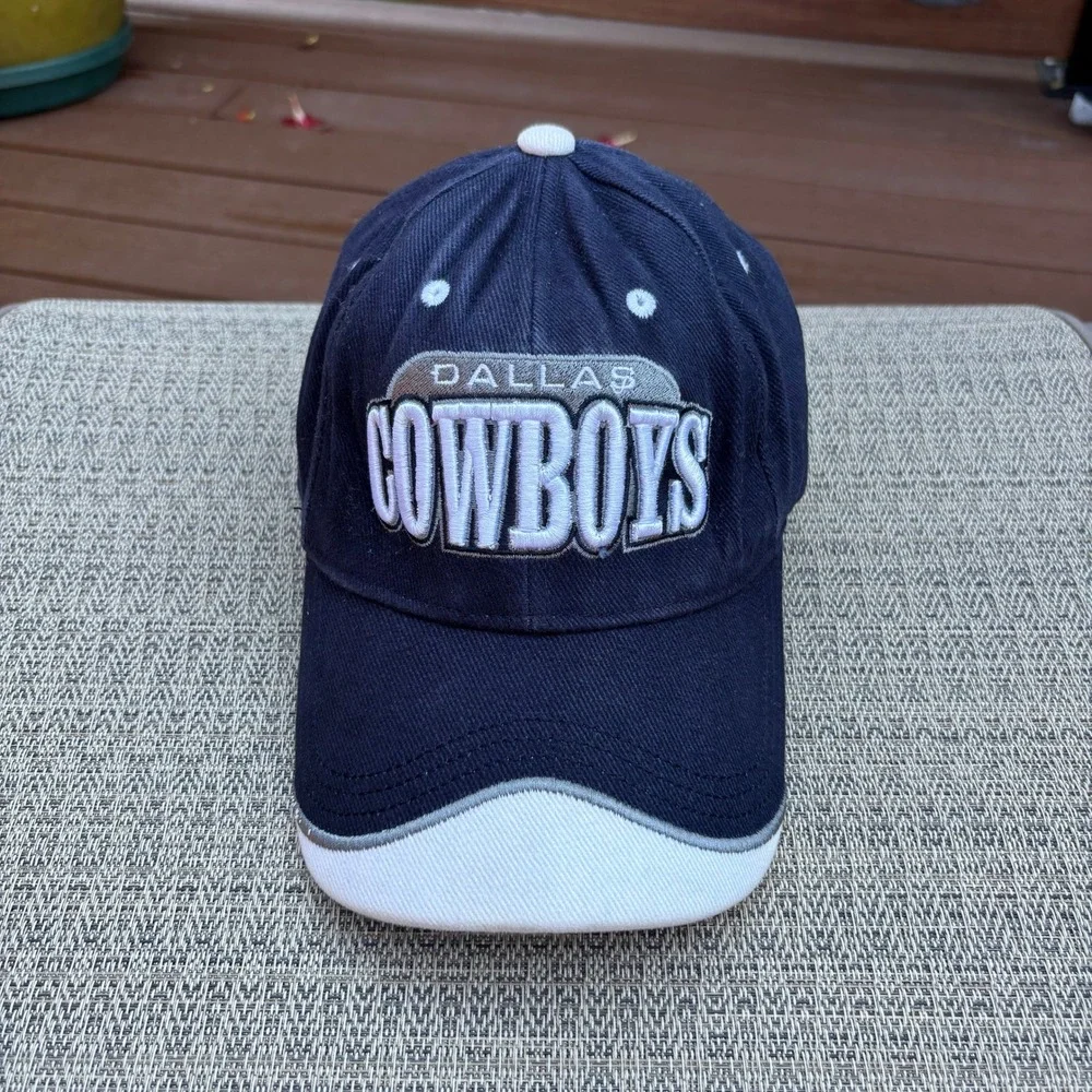 Dallas Cowboys Hat Mens OSFM Navy Blue Good Condition Embroidered Adjustable Cap