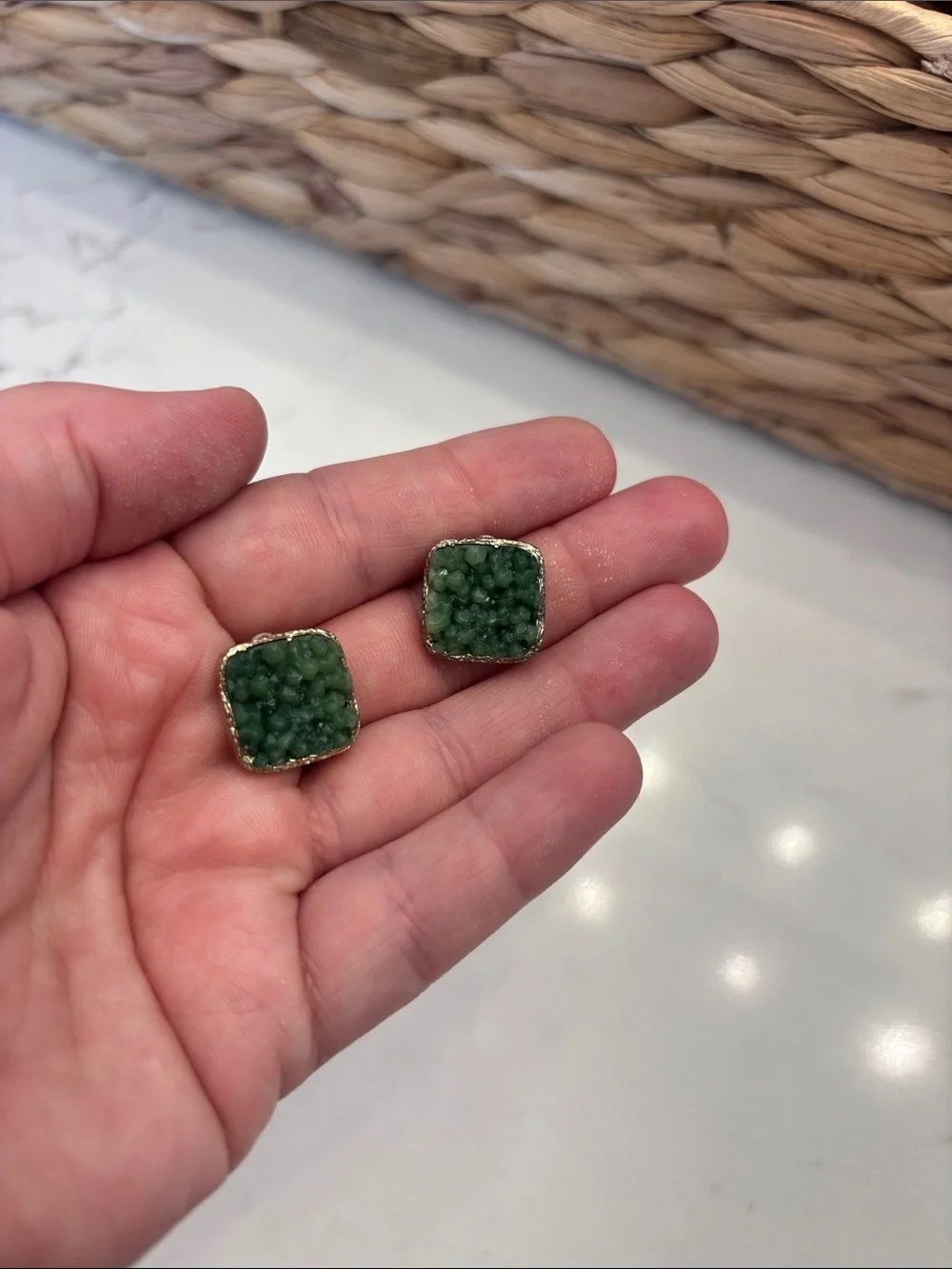 N/A elegant green