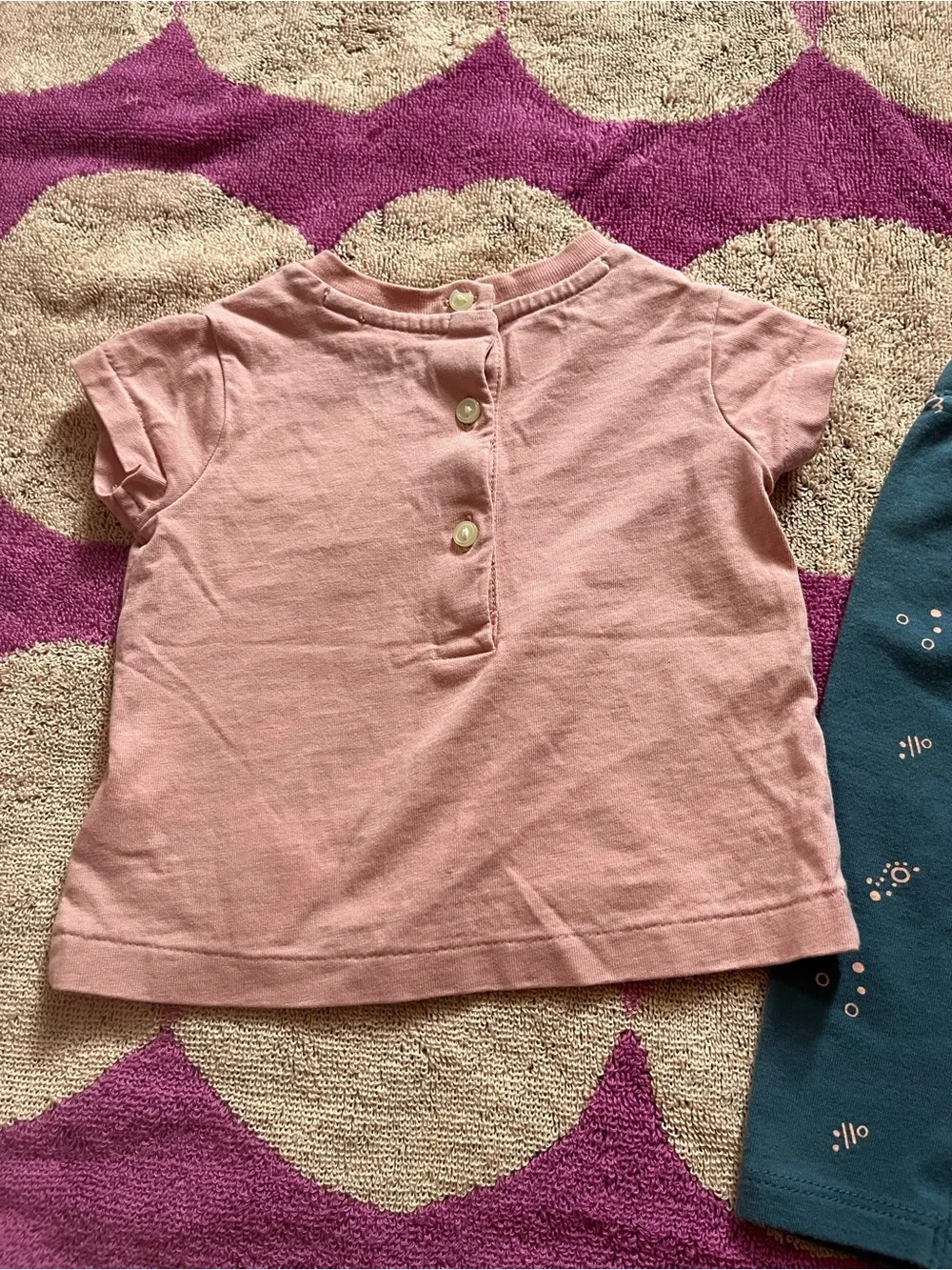 Ralph Lauren here top good