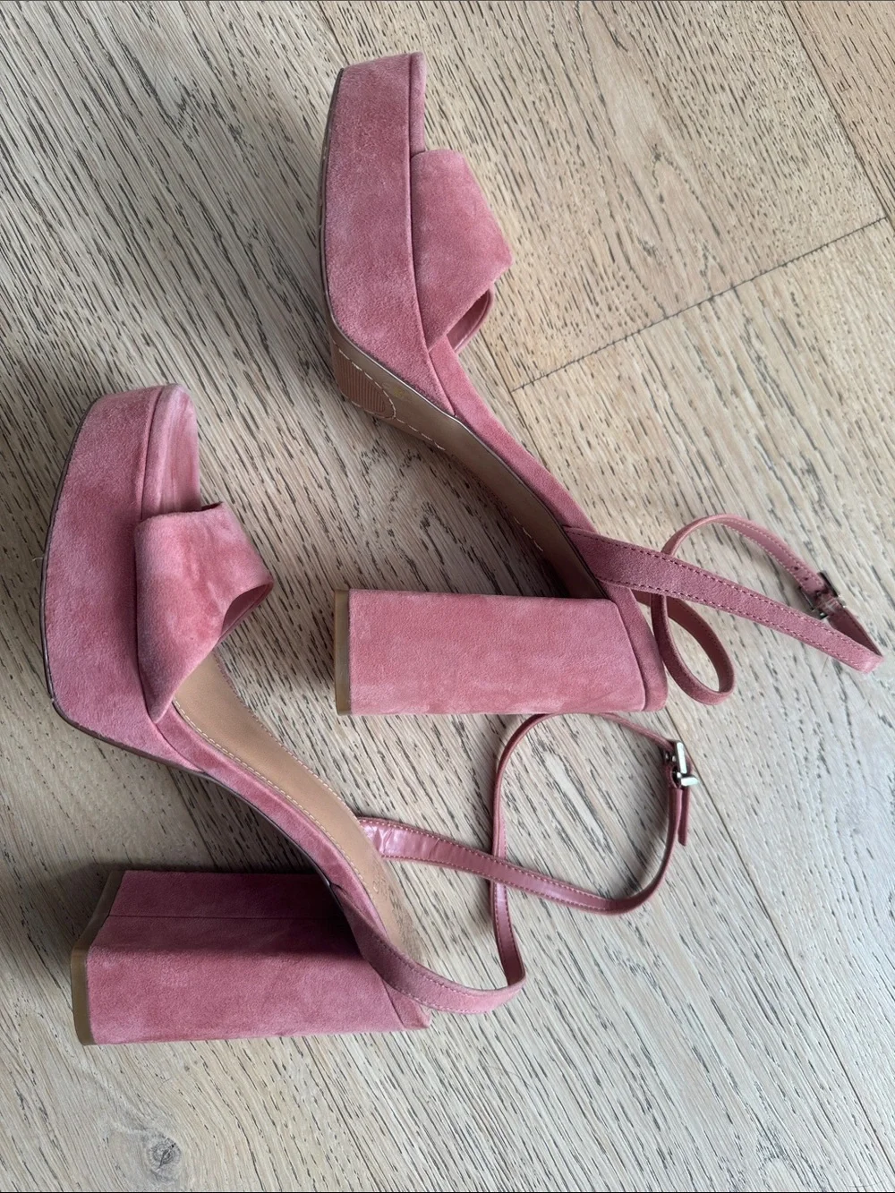 Vince Camuto soft look rose