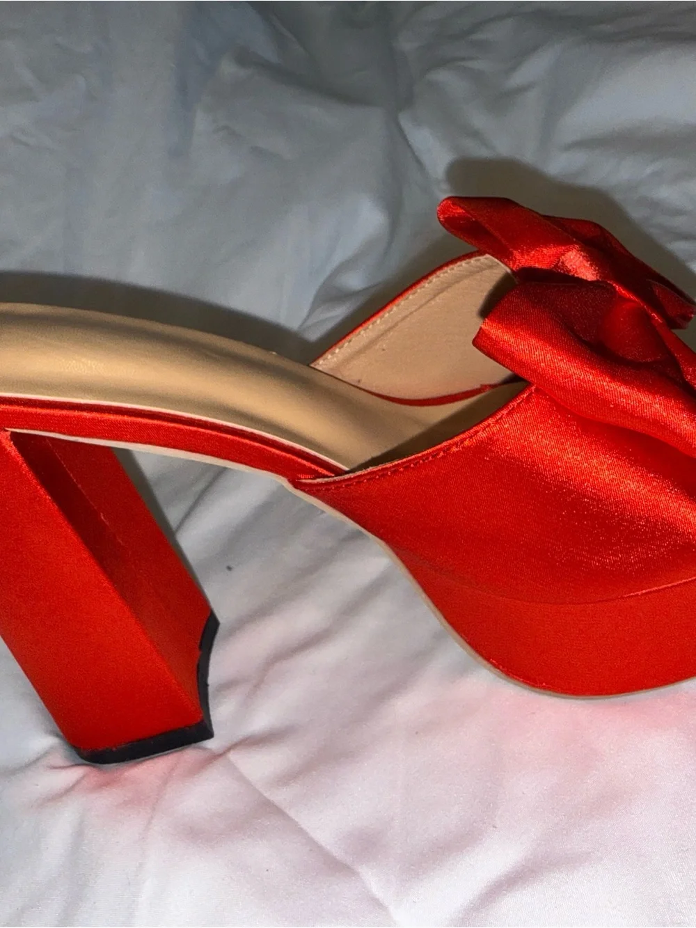 SHEIN bold red