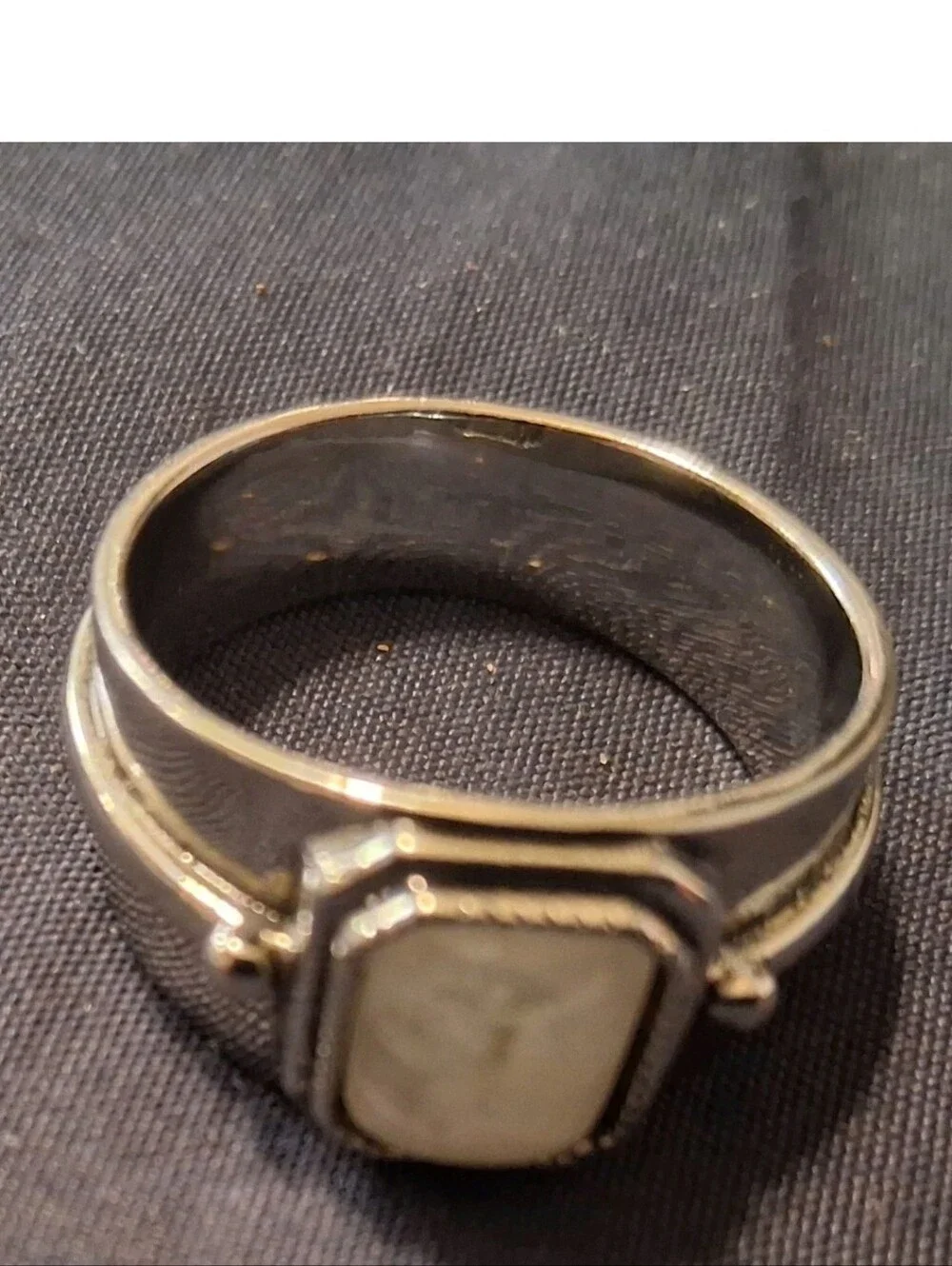 Amazon bold silver