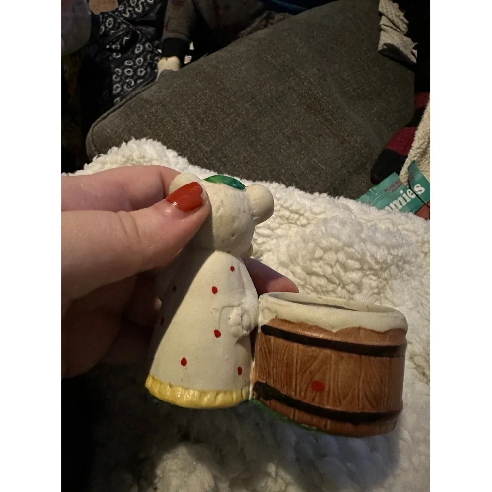 N/A vintage ceramic