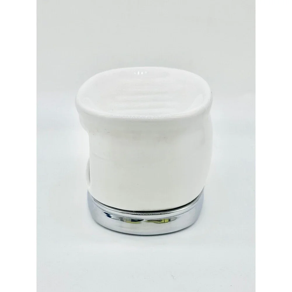 N/A white oval