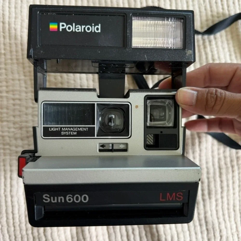 Polaroid‎ Sun 600 LMS Instant Camera Black Silver Vintage Untested 600 Film