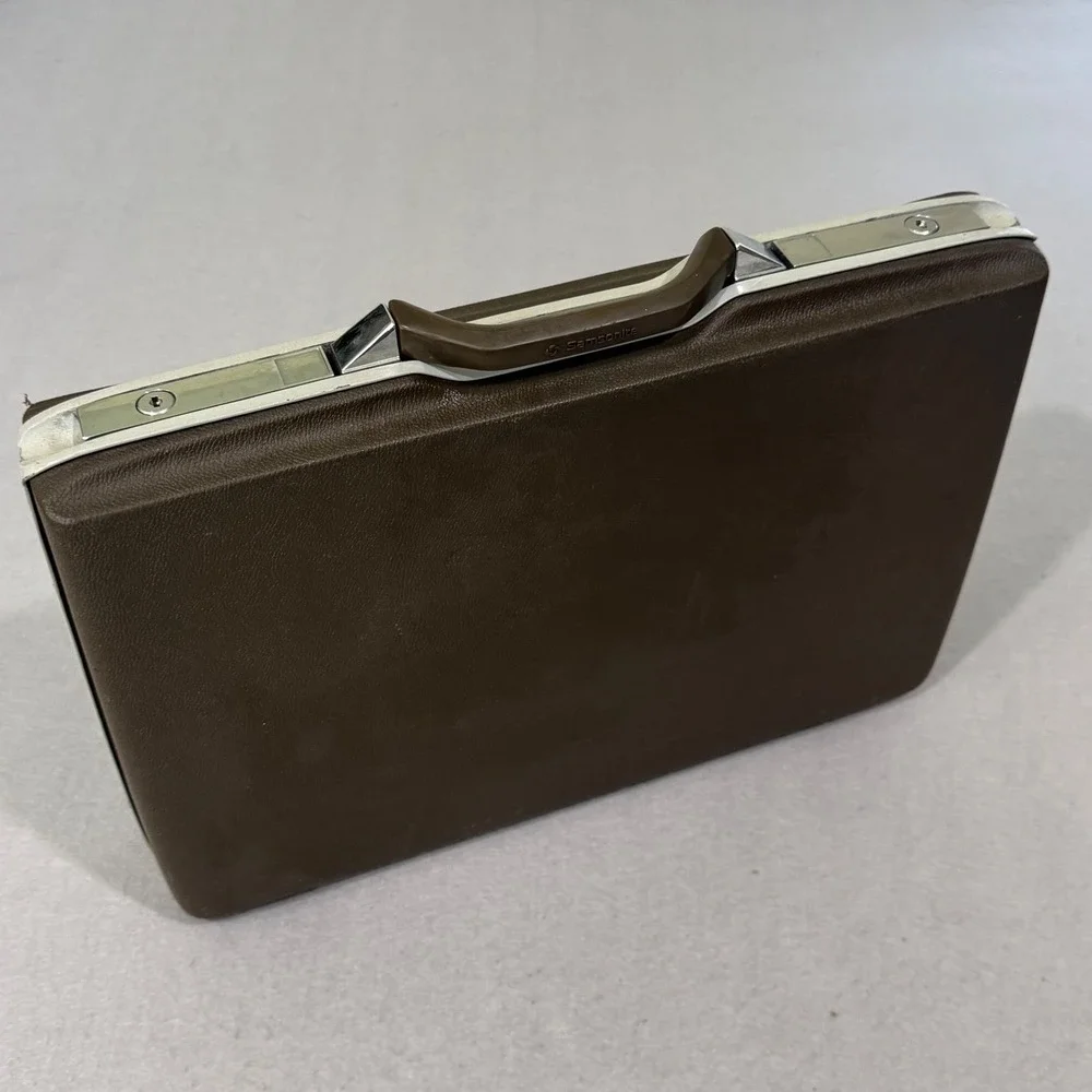 Samsonite Briefcase Mens Brown Hard Shell Vintage Attache Case No Keys