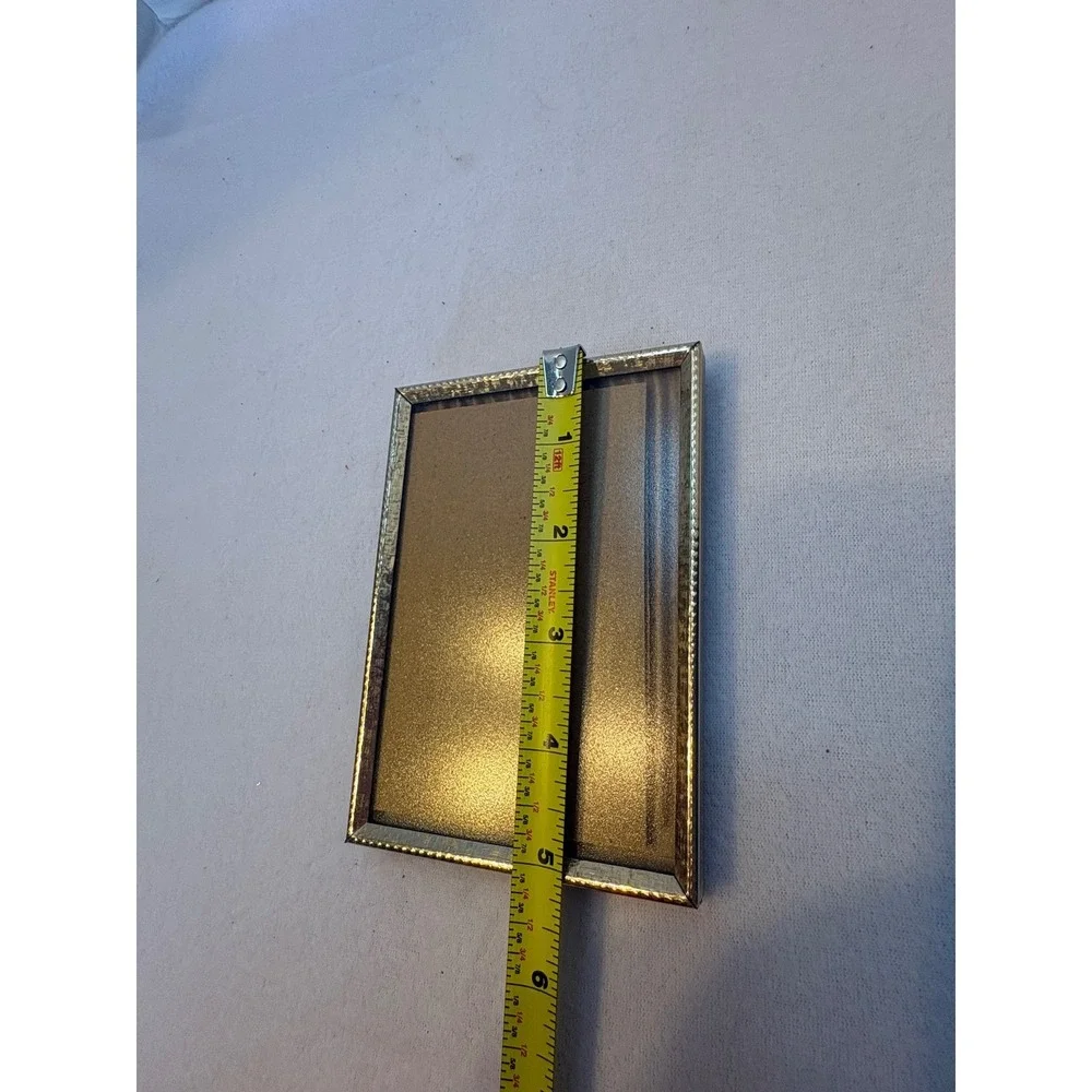 Unbranded vintage gold