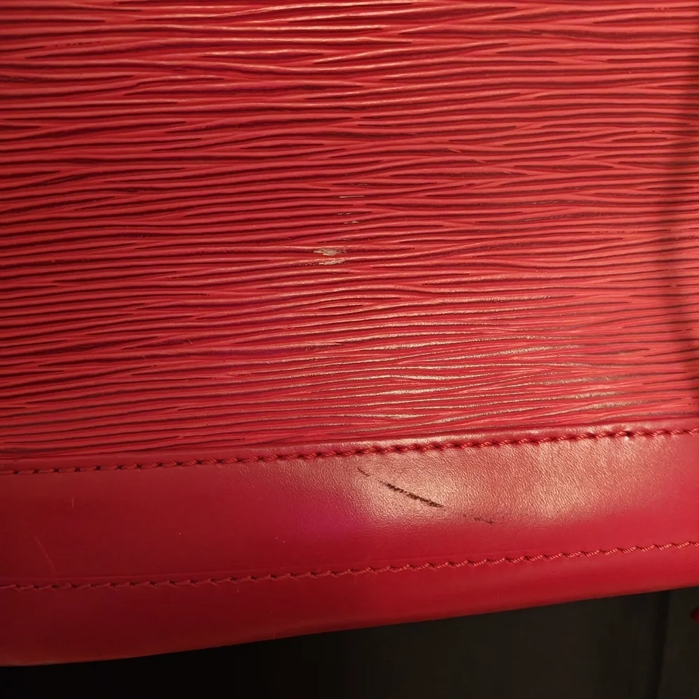 Louis Vuitton suede august 13
