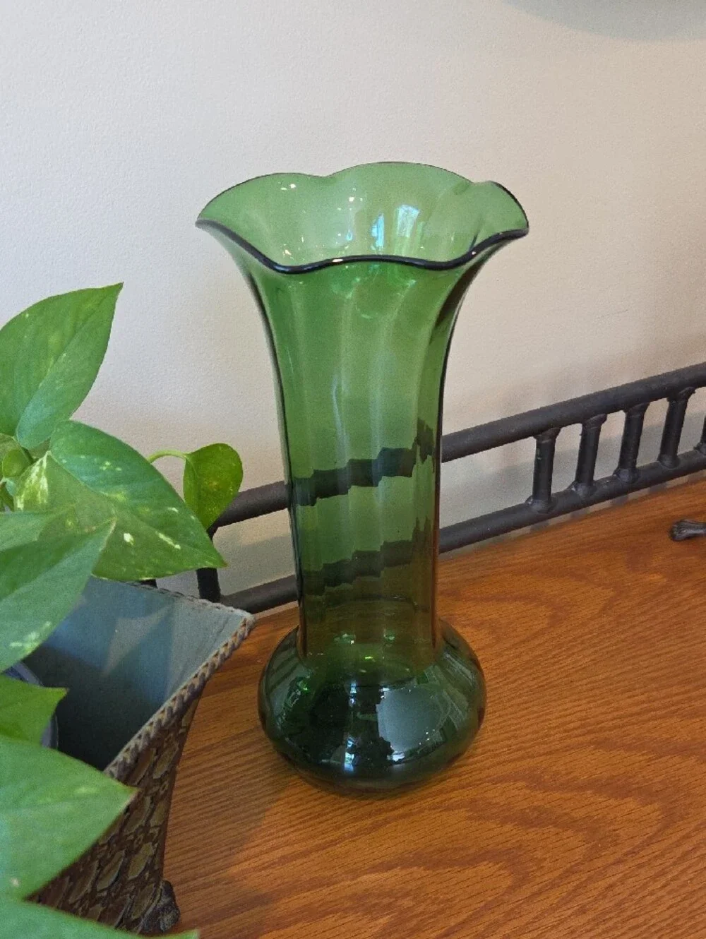 N/A green fluted