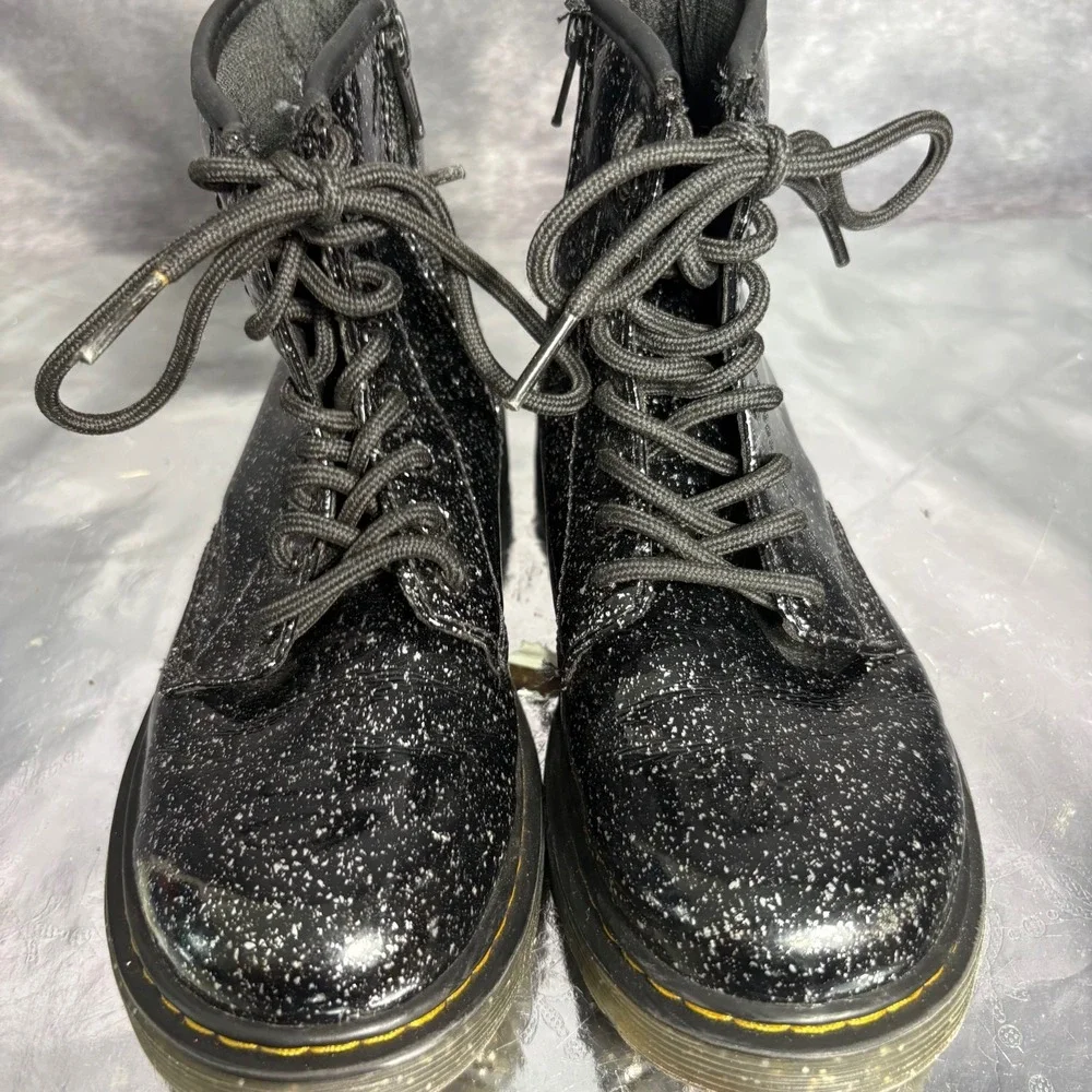 Dr. Martens brand dr