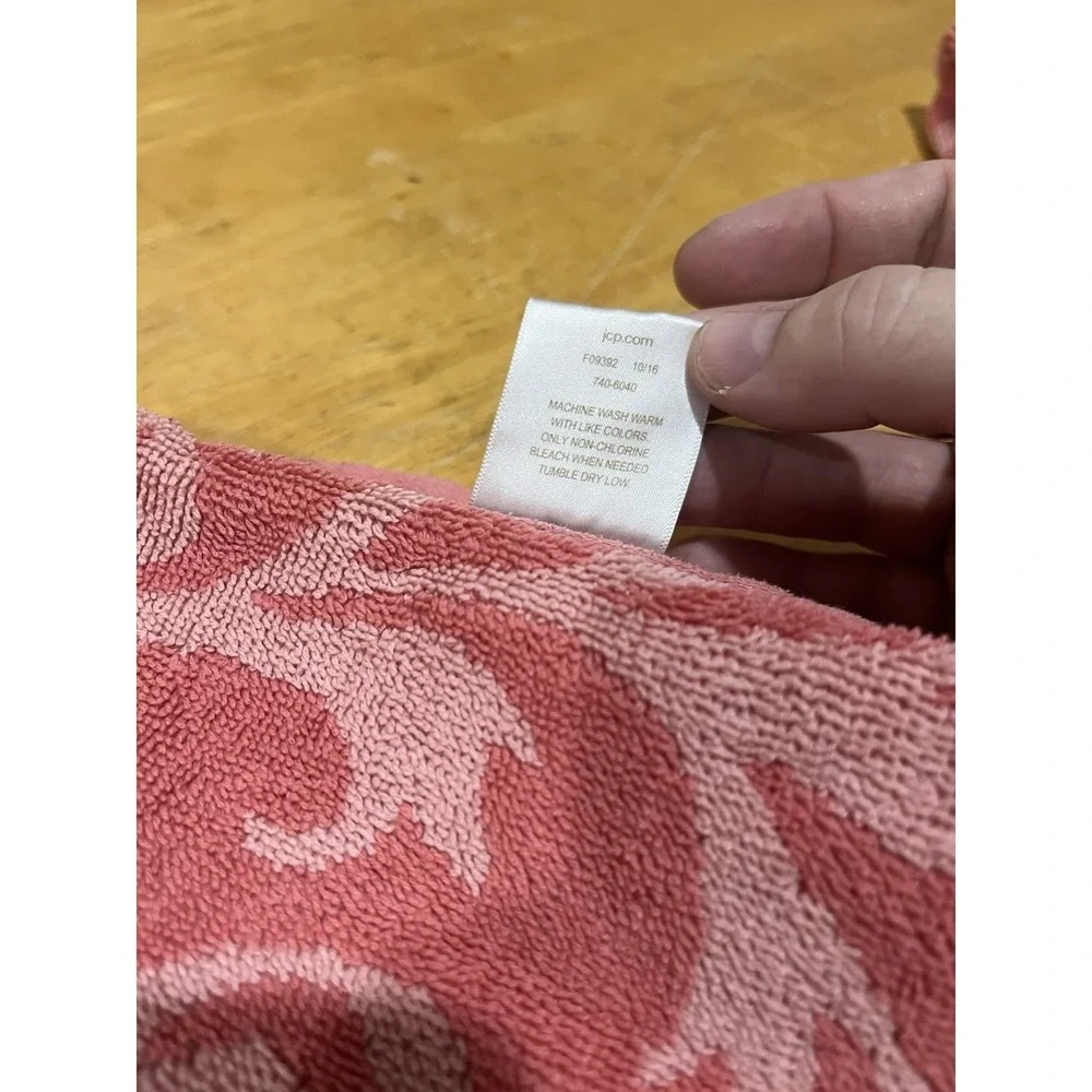 Royal Velvet bath towels