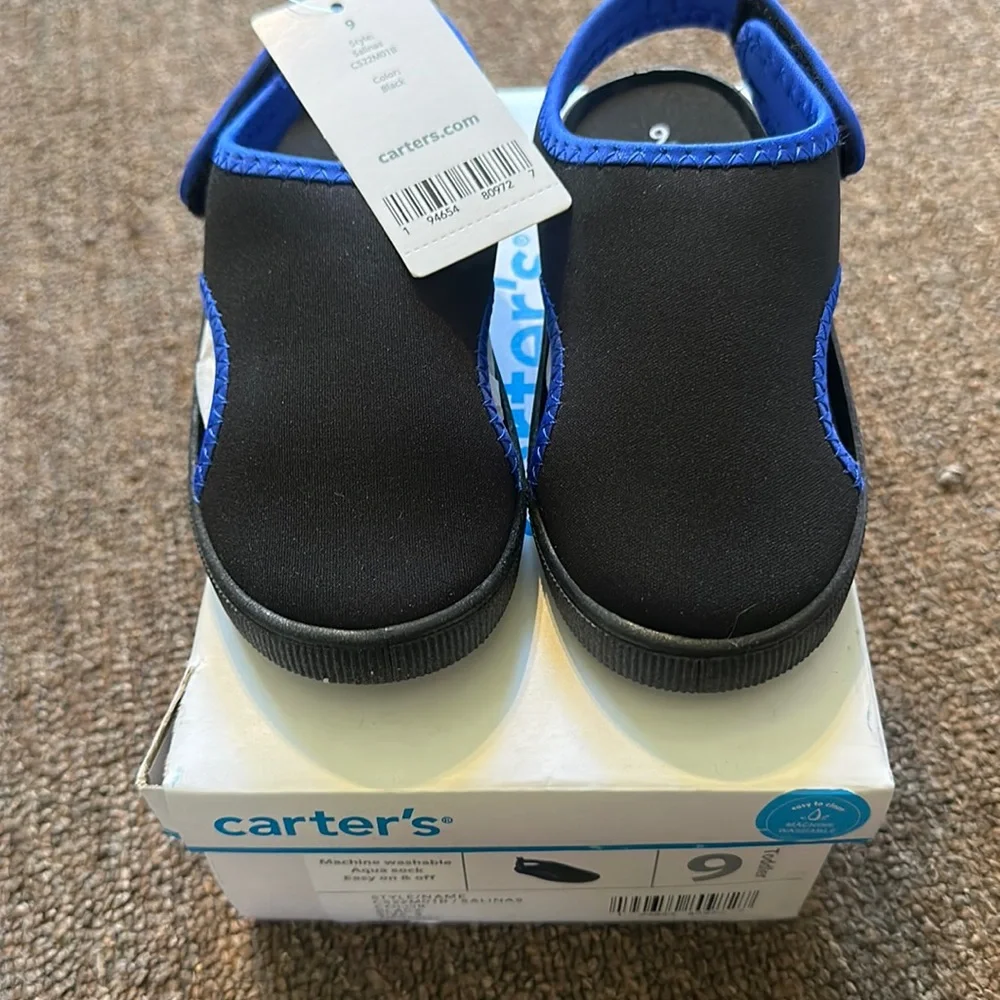 CARTER'S TODDLER BOYS AQUA SOCK WATER SHOE/SANDALS: BLACK/BLUE: NIB: SZ 9