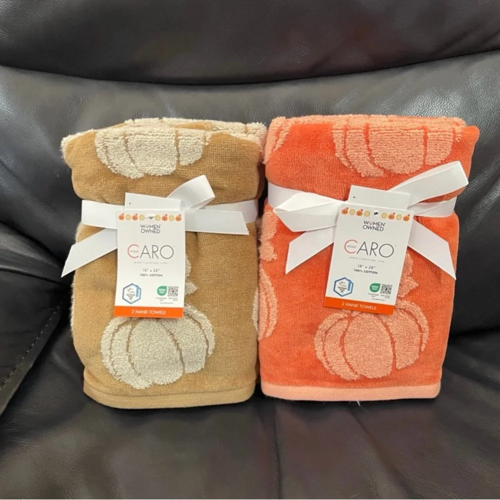 Thanksgiving CARO HOME Pumpkin Hand Towels (2) Thanksgiving Pumpkin Towels