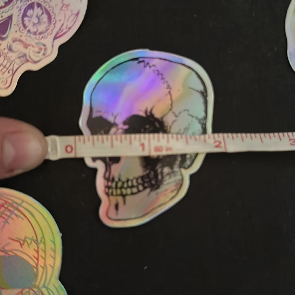 N/A holographic skull
