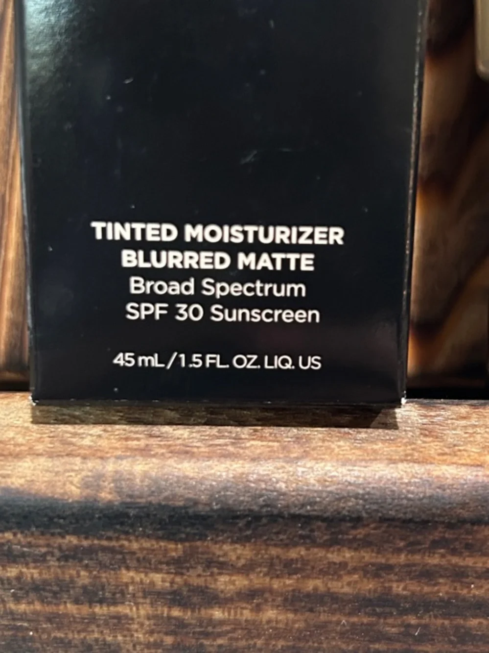 laura mercier skin blurred
