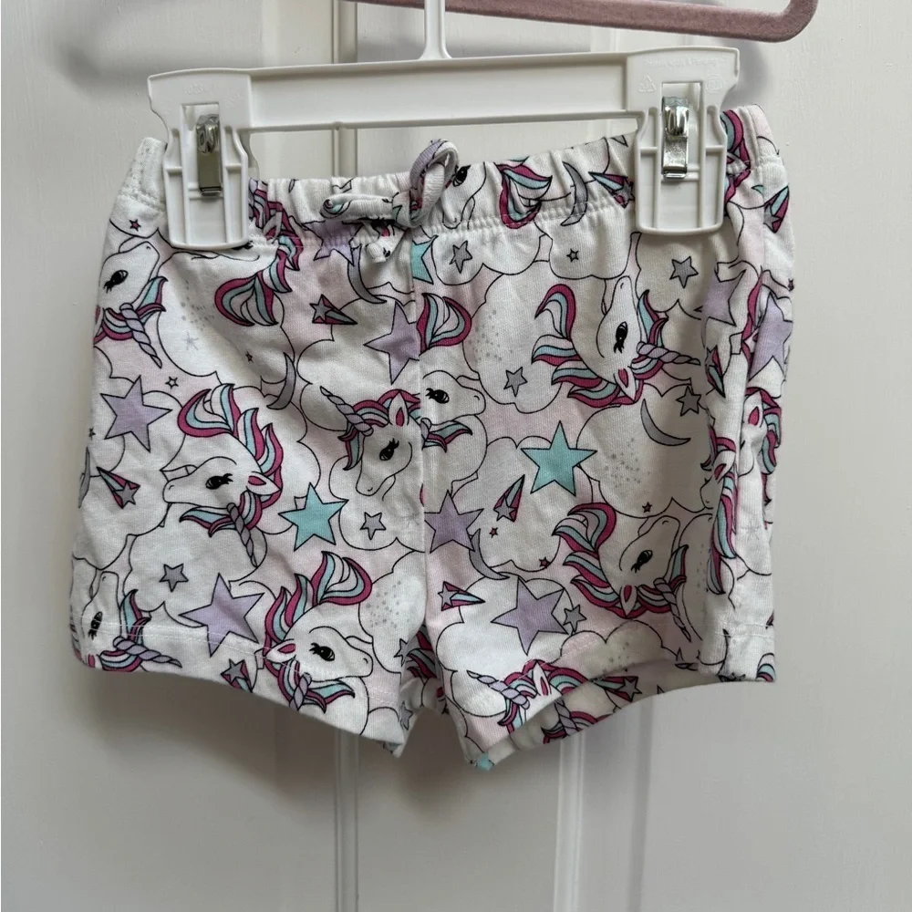 NWOT The Children's Place 18-24M Unicorn Print Soft Shorts