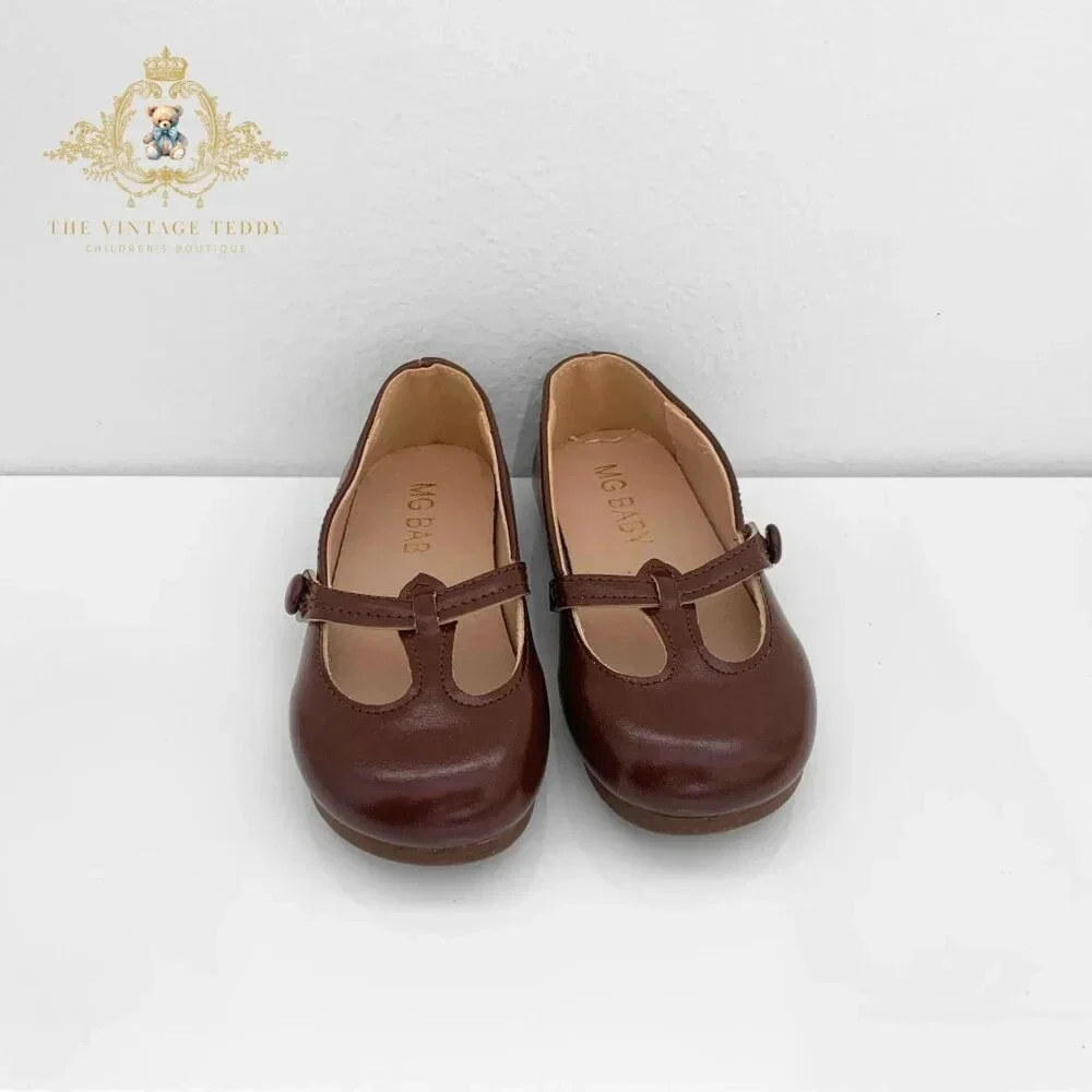 NWT Pretty Girls Mary Jane Flats Vintage Style Cute Children's Shoes Brown 6.5