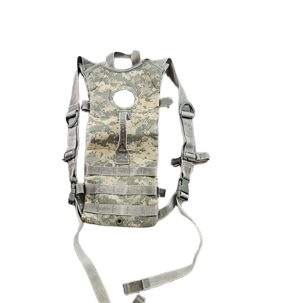 US Military Molle II Hydration System Carrier ACU Digital Camelbak No Bladder‎