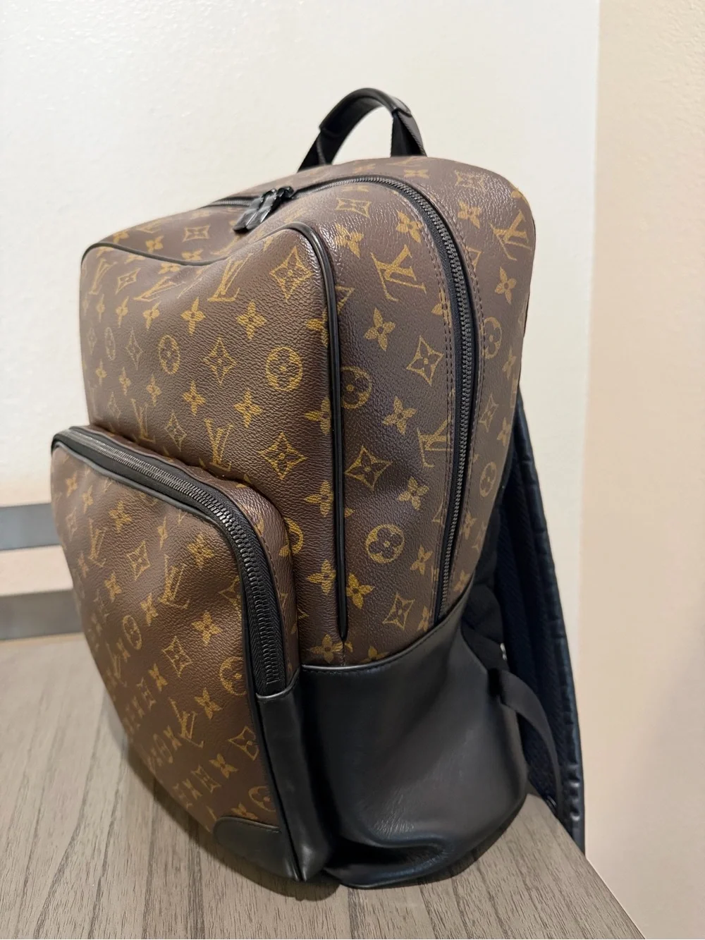 Louis Vuitton signature lv