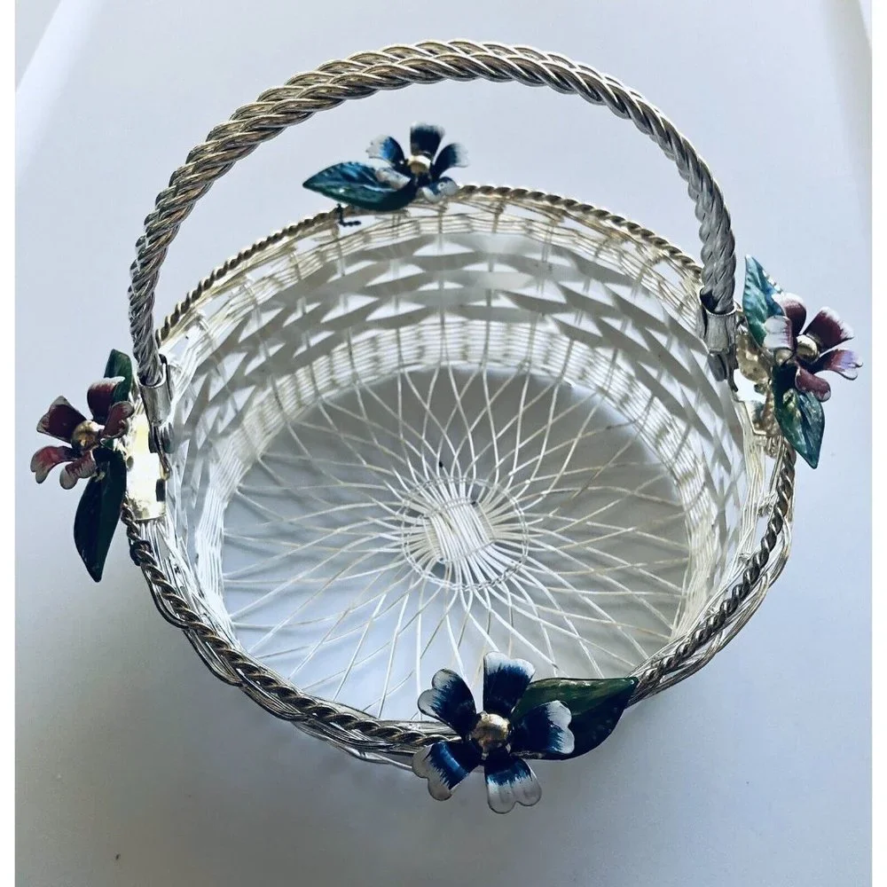 Unbranded silver be vintage