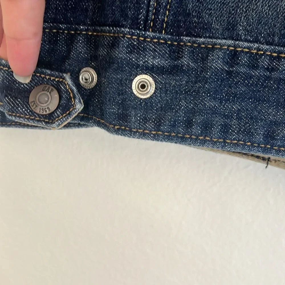 GAP good preowned