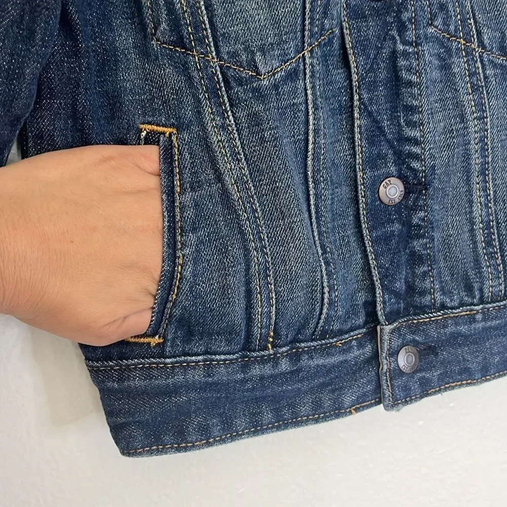 GAP good preowned