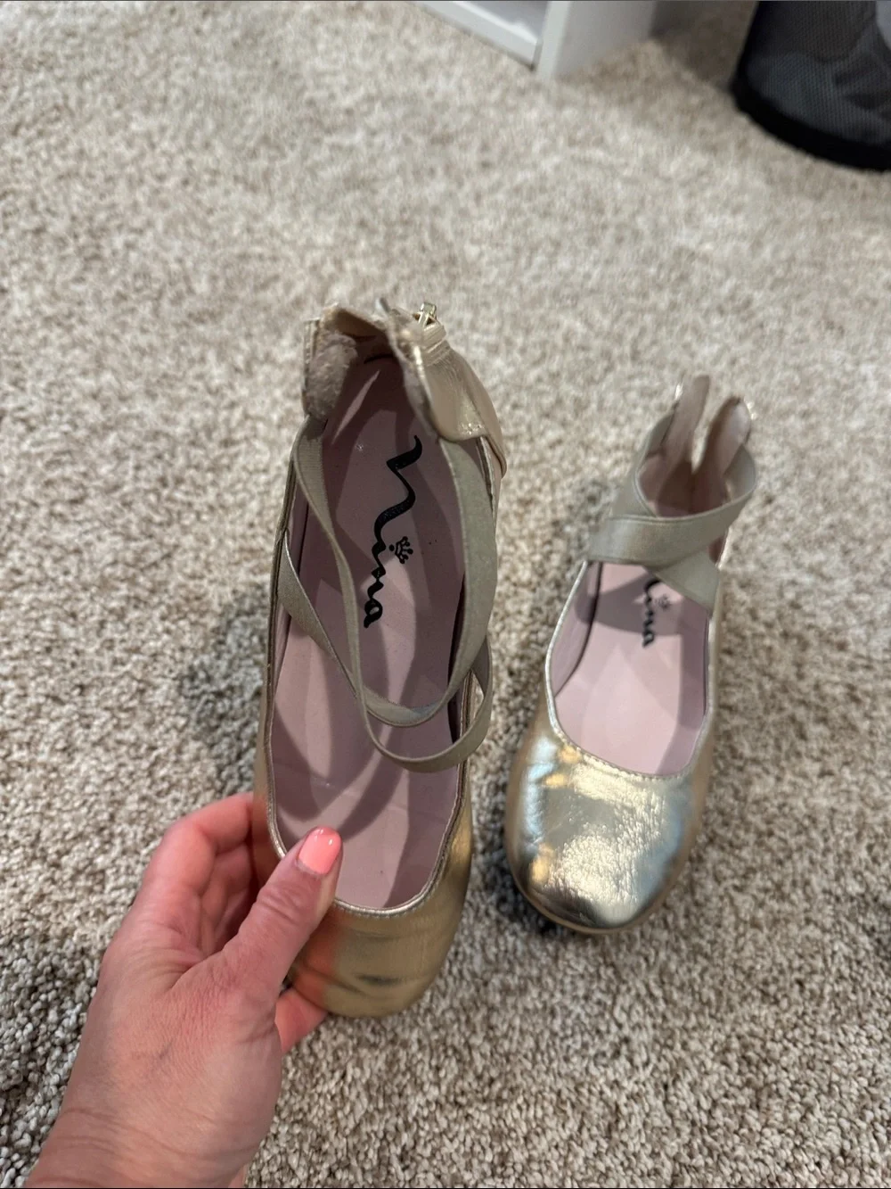 Nina shiny metallic