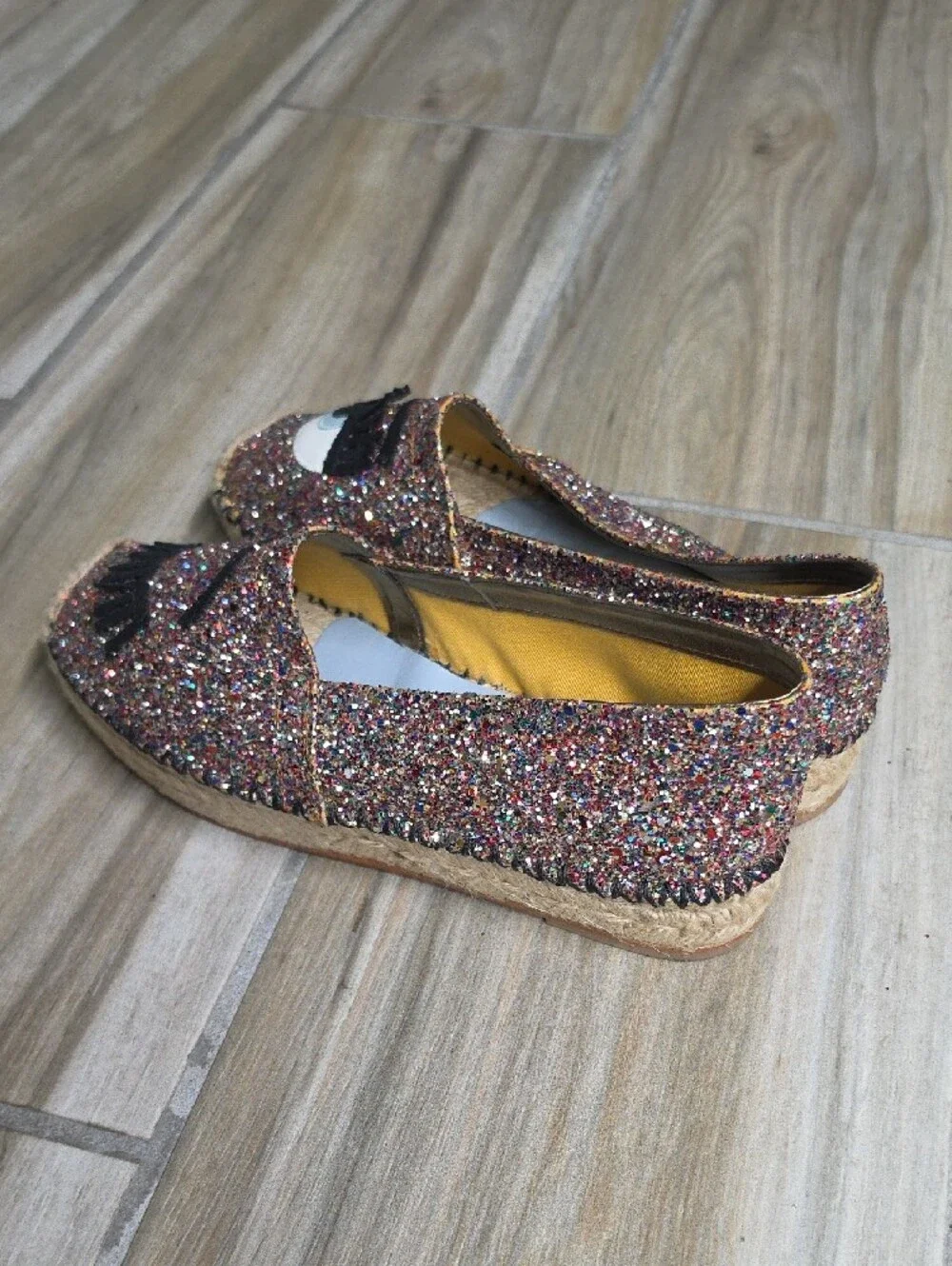 Chiara Ferragni toe slip