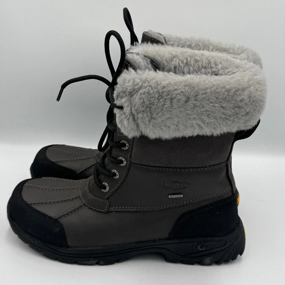 UGG Metal Butte Waterproof Winter Boots 7.5 w/ BOX