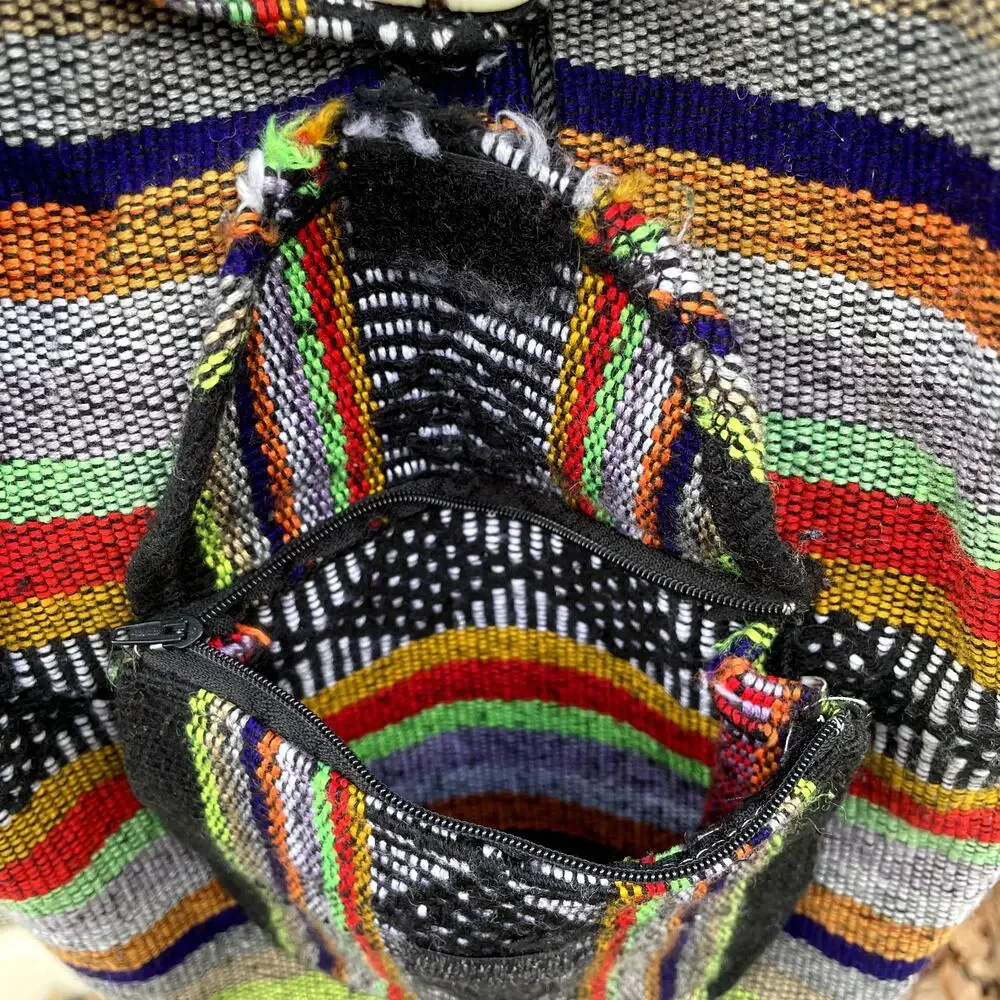 Rugerios colorful black