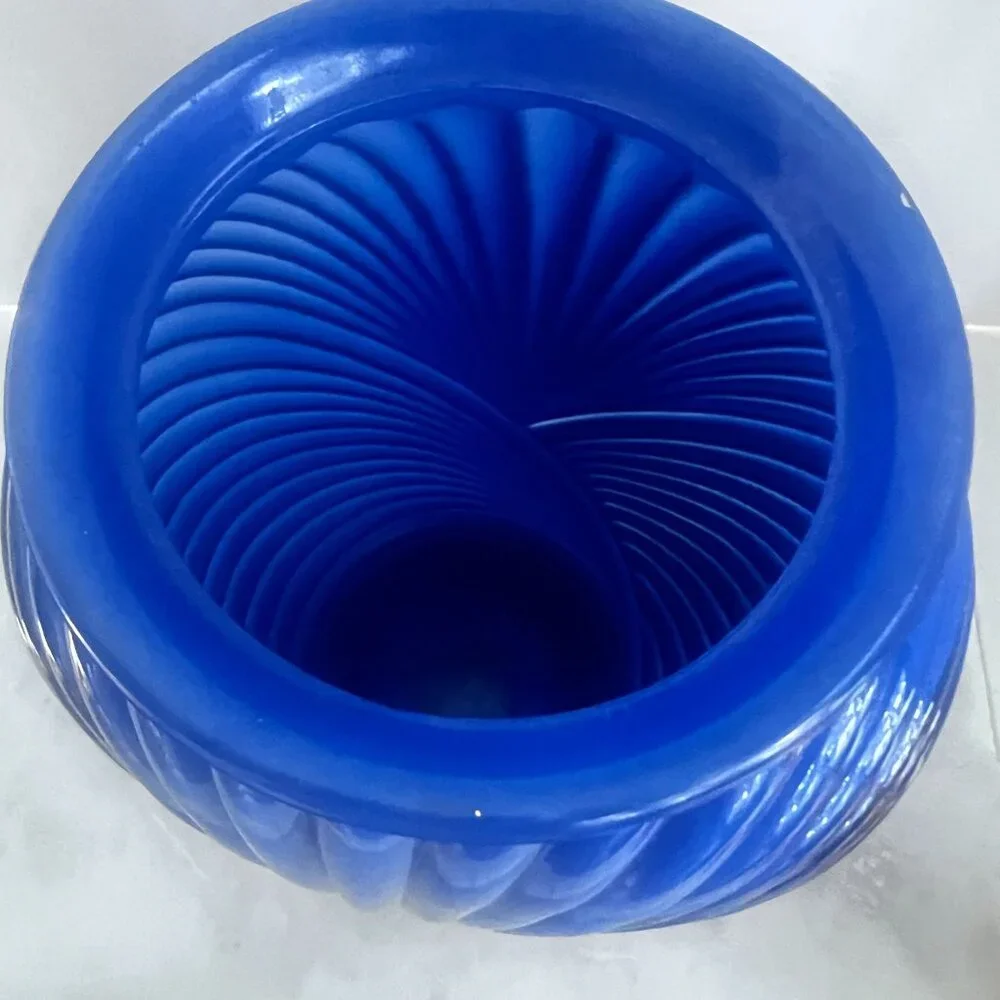 No Mark this cobalt