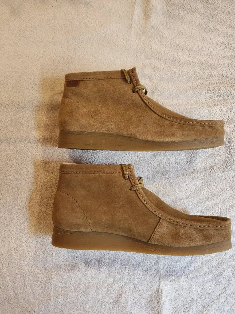 Clarks wallaston suede