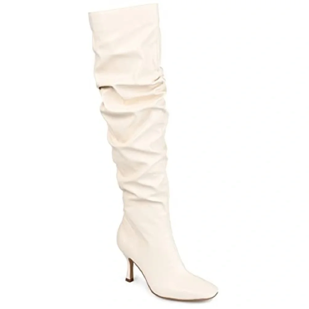 Journee Collection step into