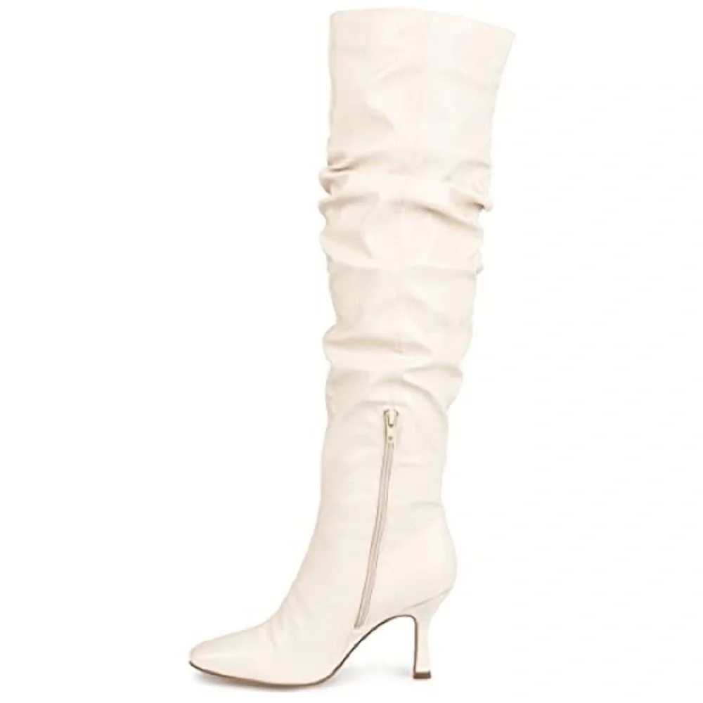 Journee Collection step into