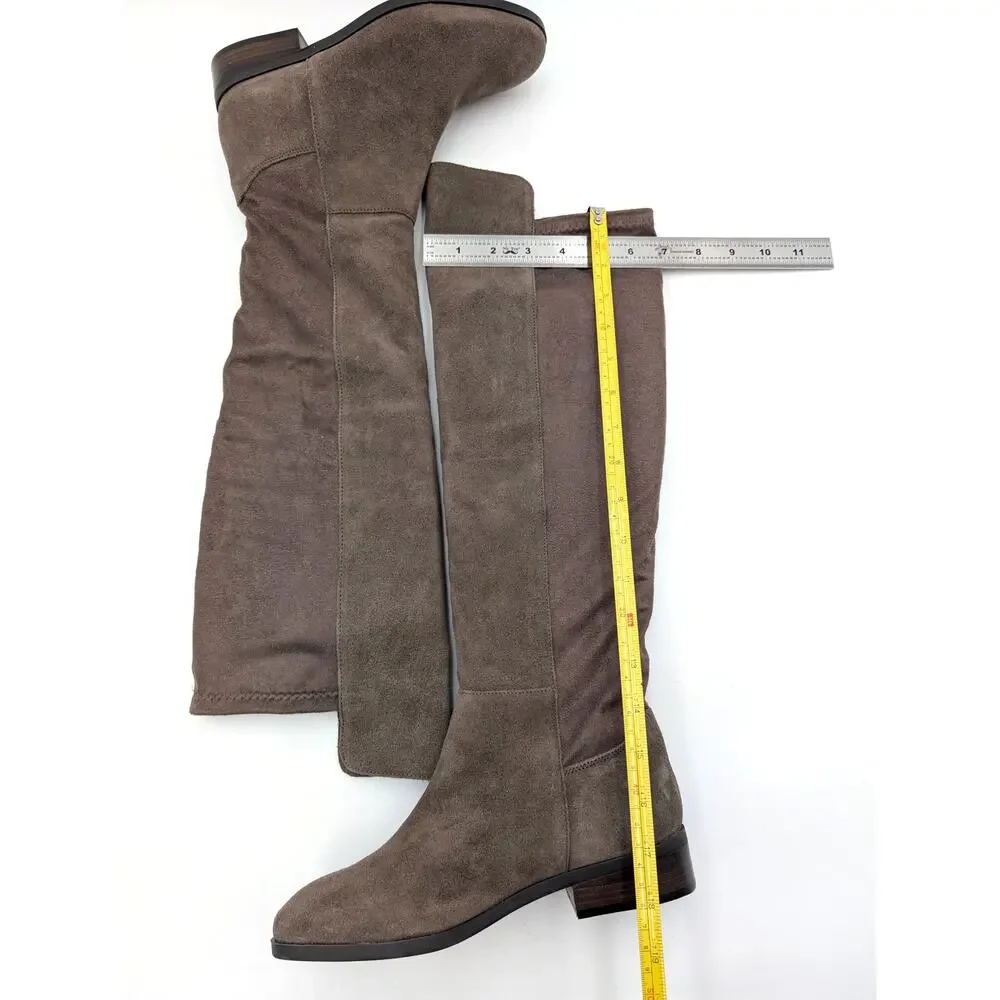 Lucky Brand knee reaches rubber