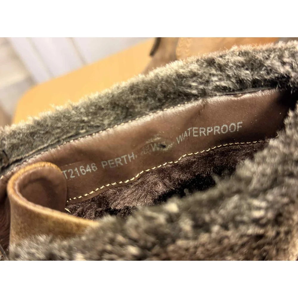 Wanderlust cozy faux