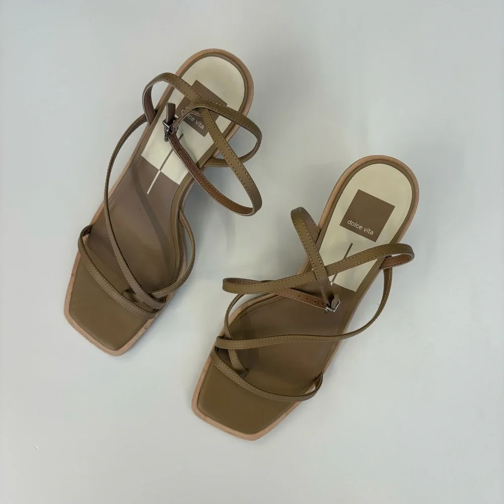 Dolce Vita new without