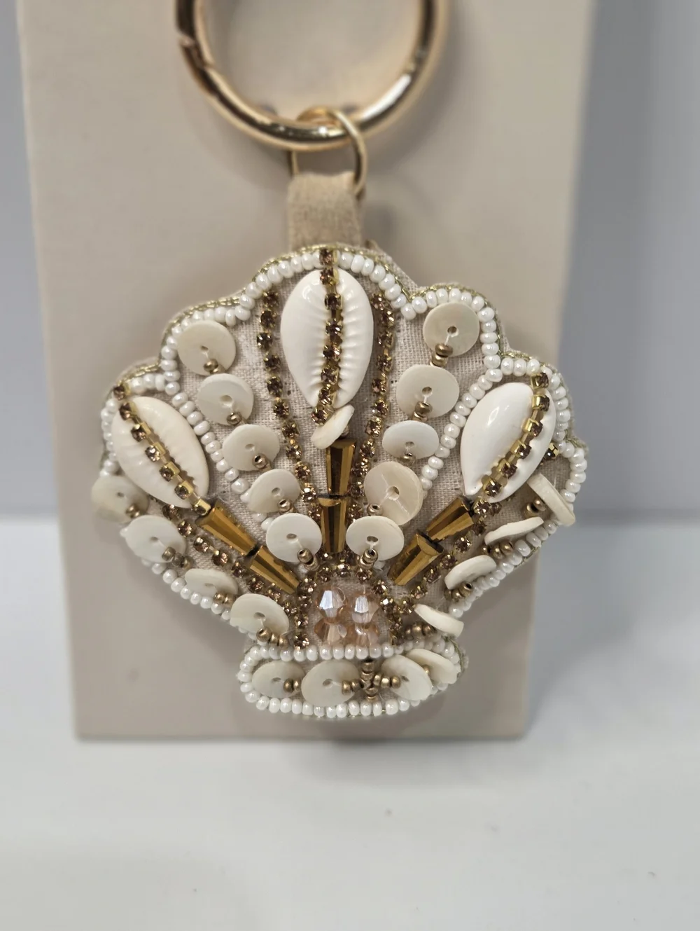 Mirasol keyring shell