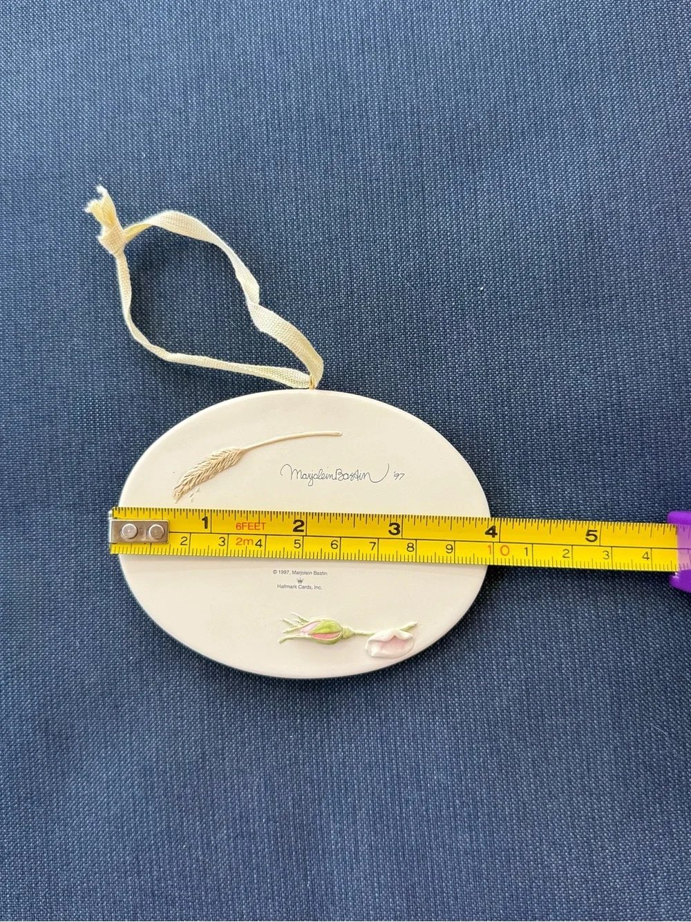Hallmark marjolein bastin