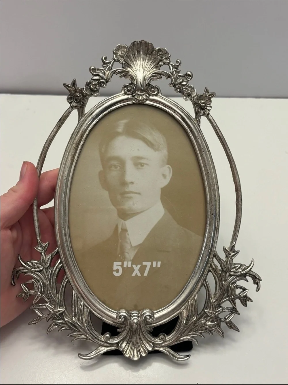 N/A vintage oval