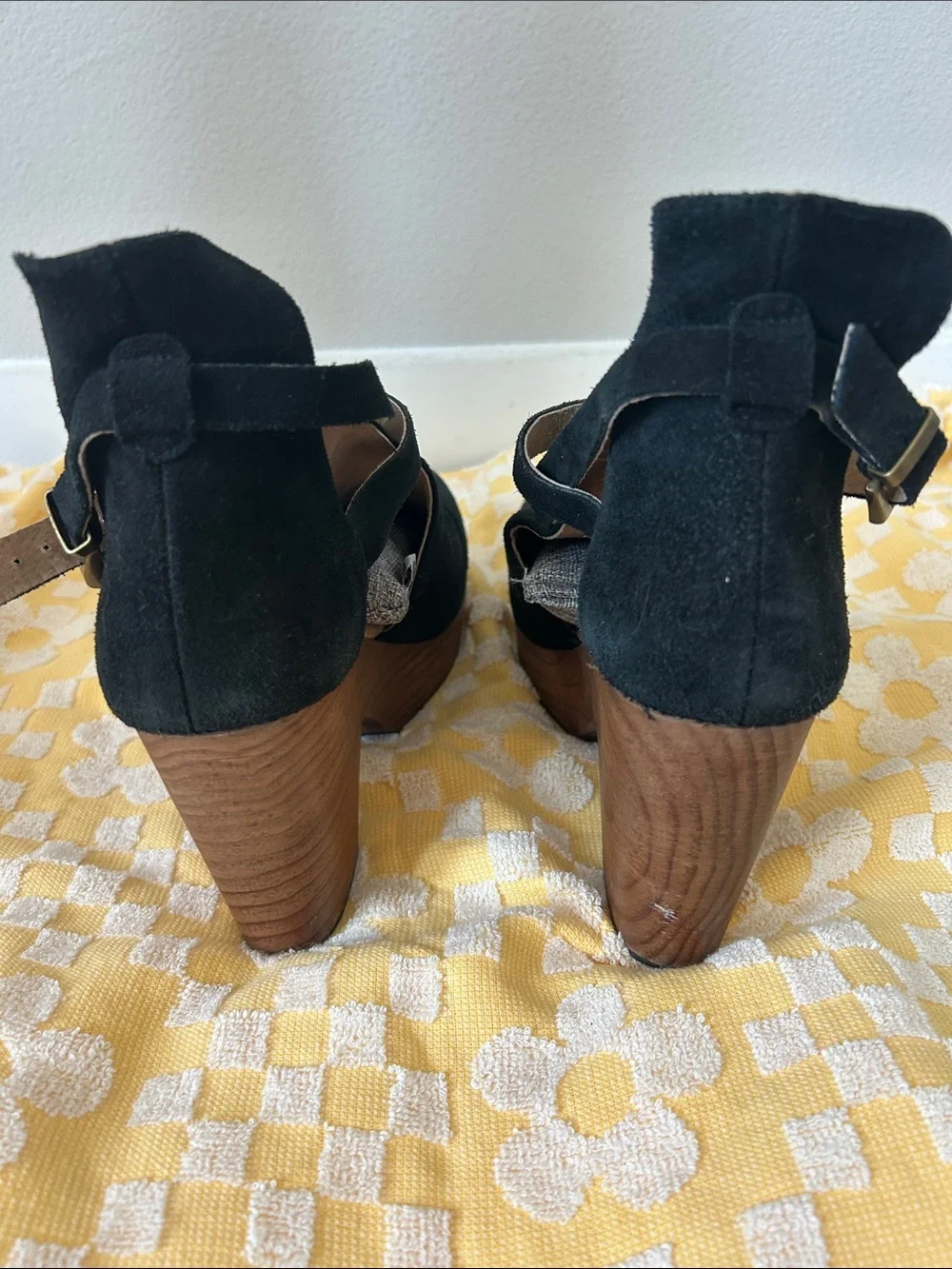 Free People suede upper