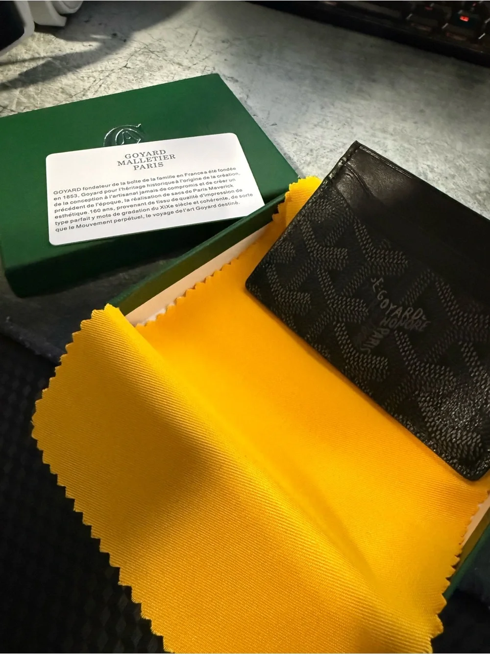 Goyard slim card